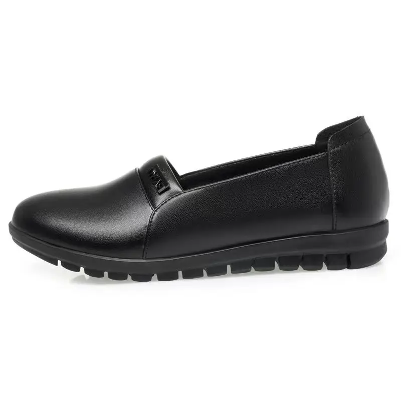 Women's Shoes Soft-soled Black Work Shoes Spring New Style Single-layer Shoes Middle-aged and Elderly Flat Non-slip Mother's Leather Shoes Women's Single-layer Shoes - Image 6