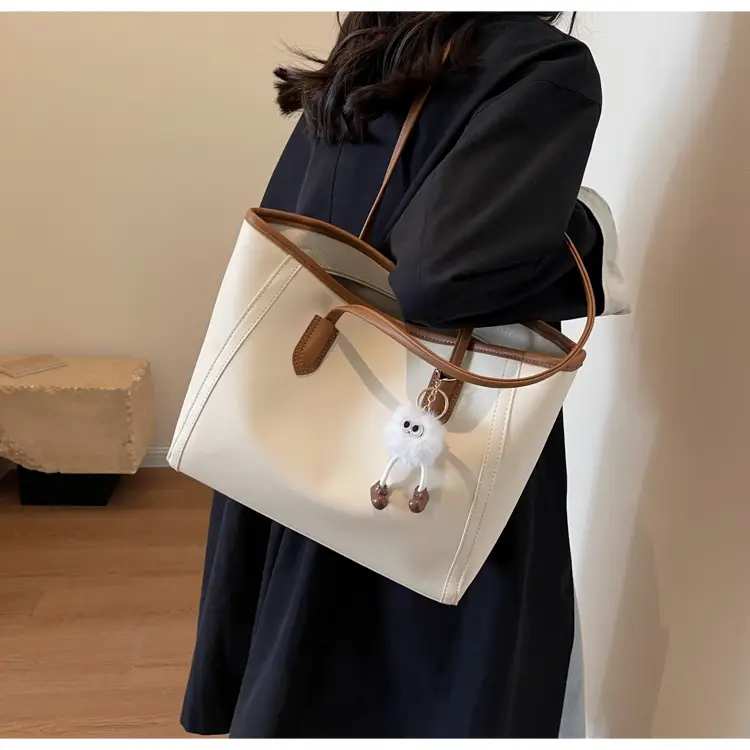 Women's Cream Leather Shoulder Bag with Keychain — feature 16