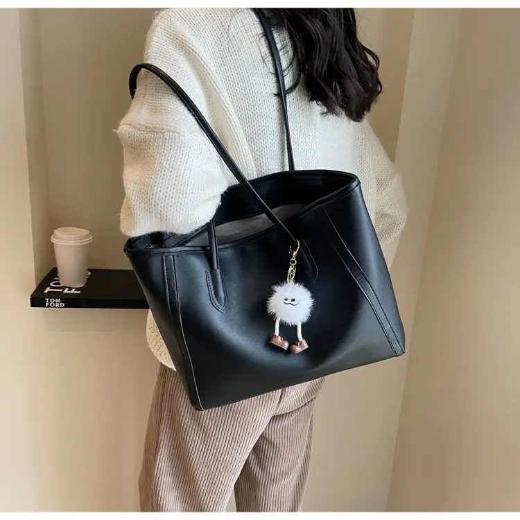 Women's Cream Leather Shoulder Bag with Keychain — feature 29