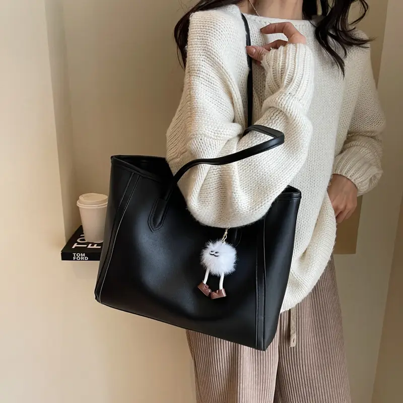 Women's Cream Leather Shoulder Bag with Keychain