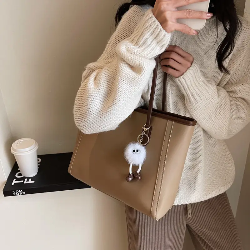 Women's Cream Leather Shoulder Bag with Keychain