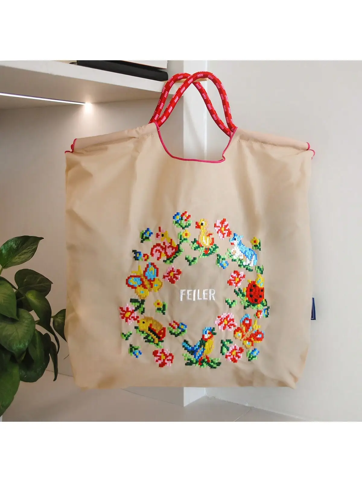 2025 Embroidered Floral Crossbody Bags Set of 4 - Image 4