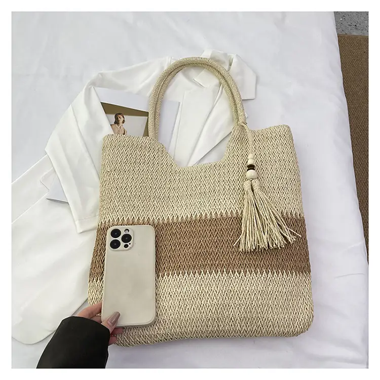 Summer Straw Woven Shoulder Bag with Tassel — feature 15