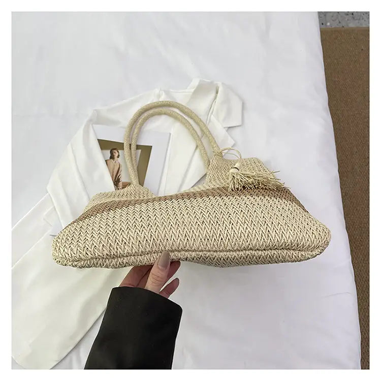 Summer Straw Woven Shoulder Bag with Tassel — feature 16