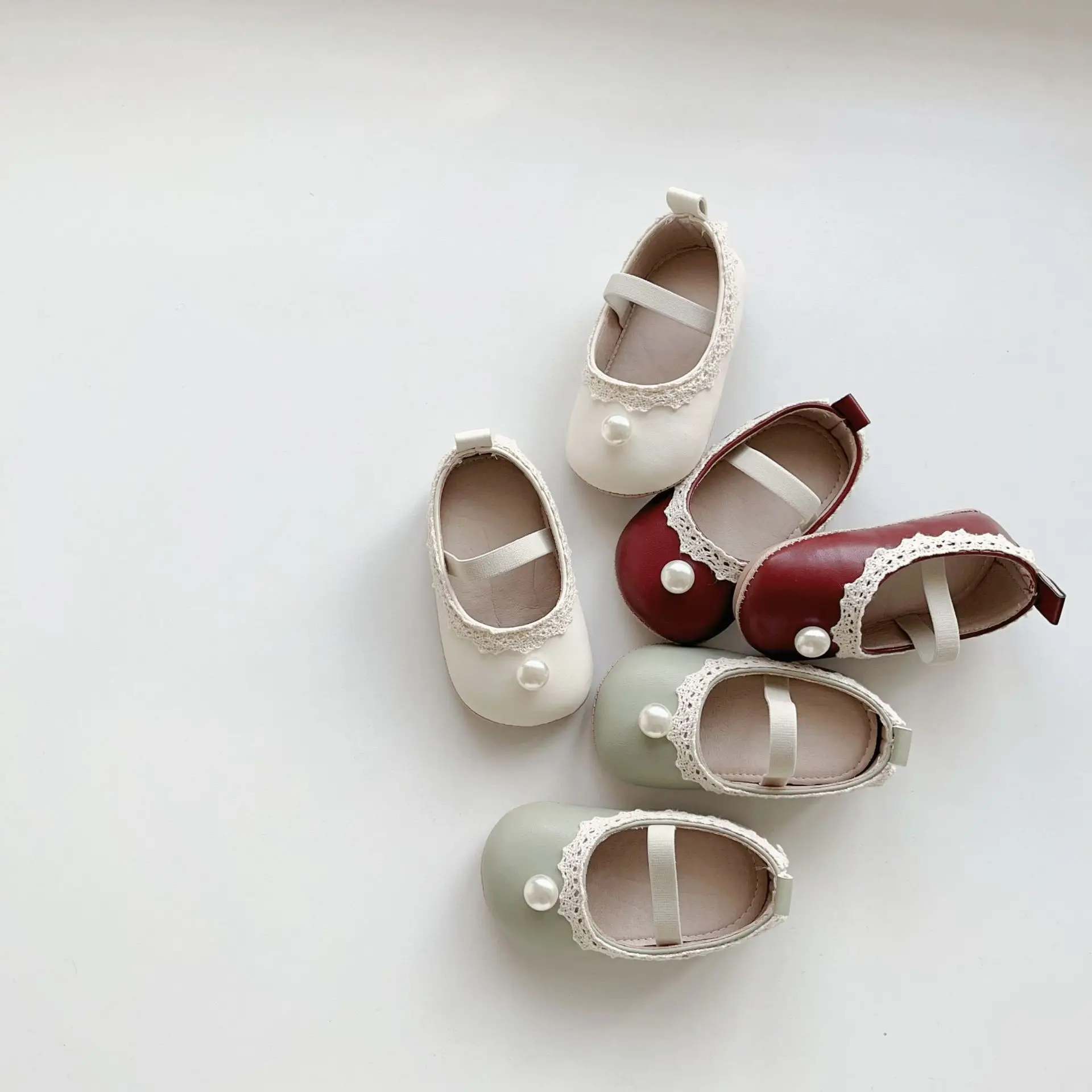 Baby Pearl Leather Mary Jane Shoes for Girls — feature 19