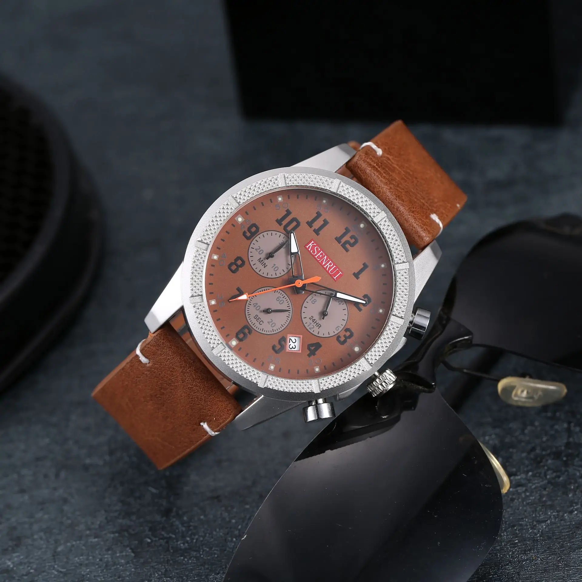 Men's Chronograph Quartz Watch Brown Leather Band — feature 19