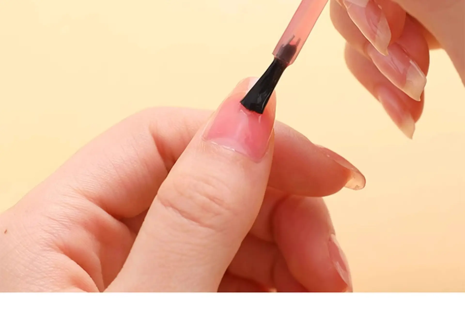 Brilliant Nail Oil Sealing Layer Oil Non-baking Quick-drying Durable Waterproof Non-peeling Brilliant Base Oil Armor Student Nail Polish Transparent — feature 5
