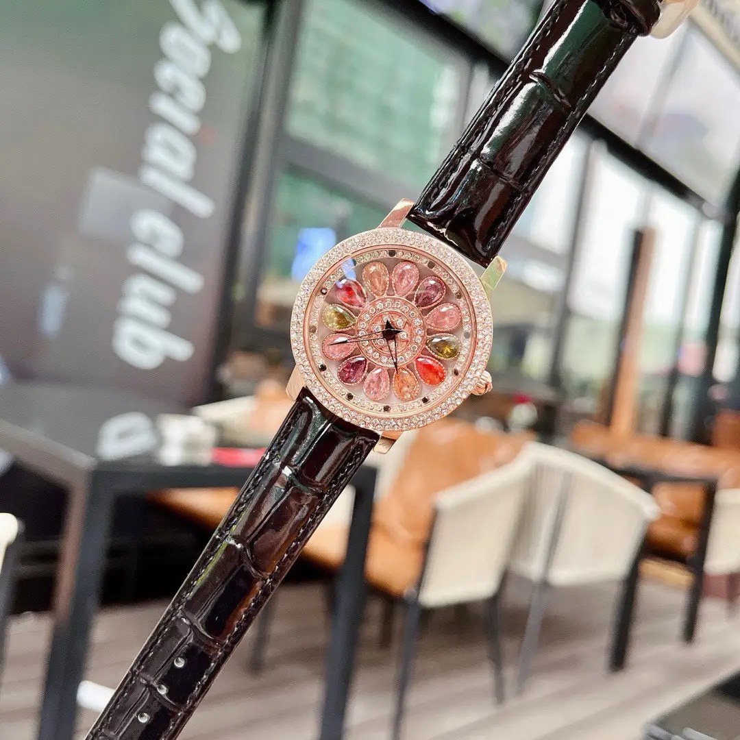 Women's Cross-border Tide Watch with Rhinestone Dial — feature 11