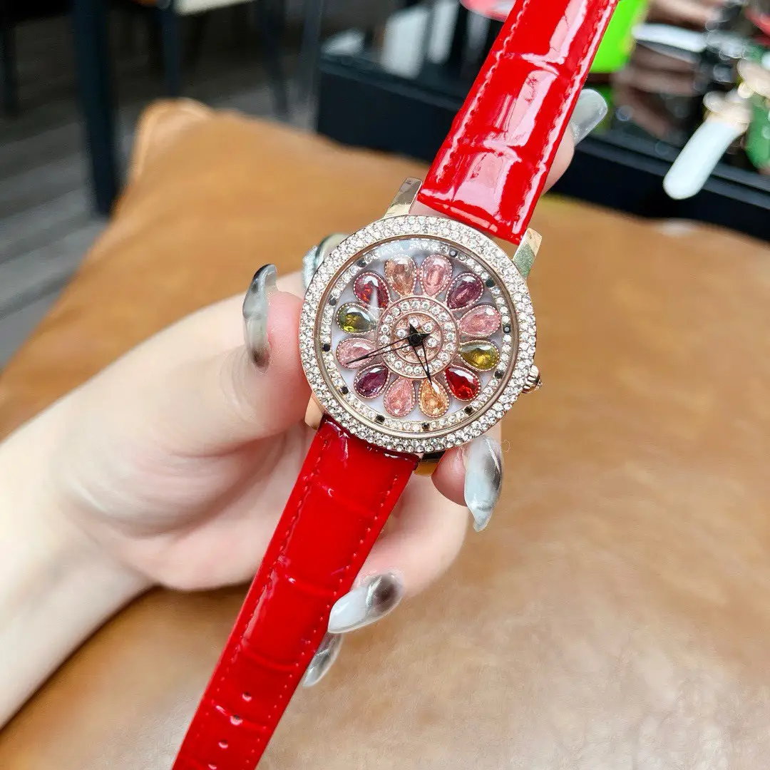 Women's Cross-border Tide Watch with Rhinestone Dial — feature 2