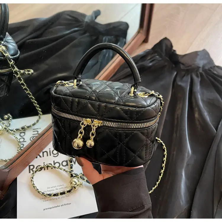 Women's Black Embroidered Chain Shoulder Bag 2025 New Arrival — feature 21