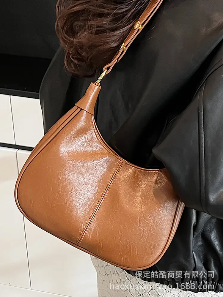 Pink Leather Shoulder Bag with Gold Buttons - Image 9