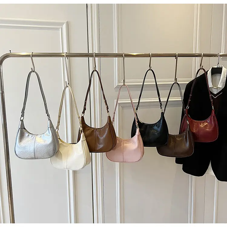 Pink Leather Shoulder Bag with Gold Buttons — feature 16