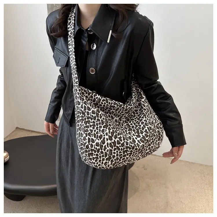 Leopard Print Crossbody Bag Women 2025 New — feature 8