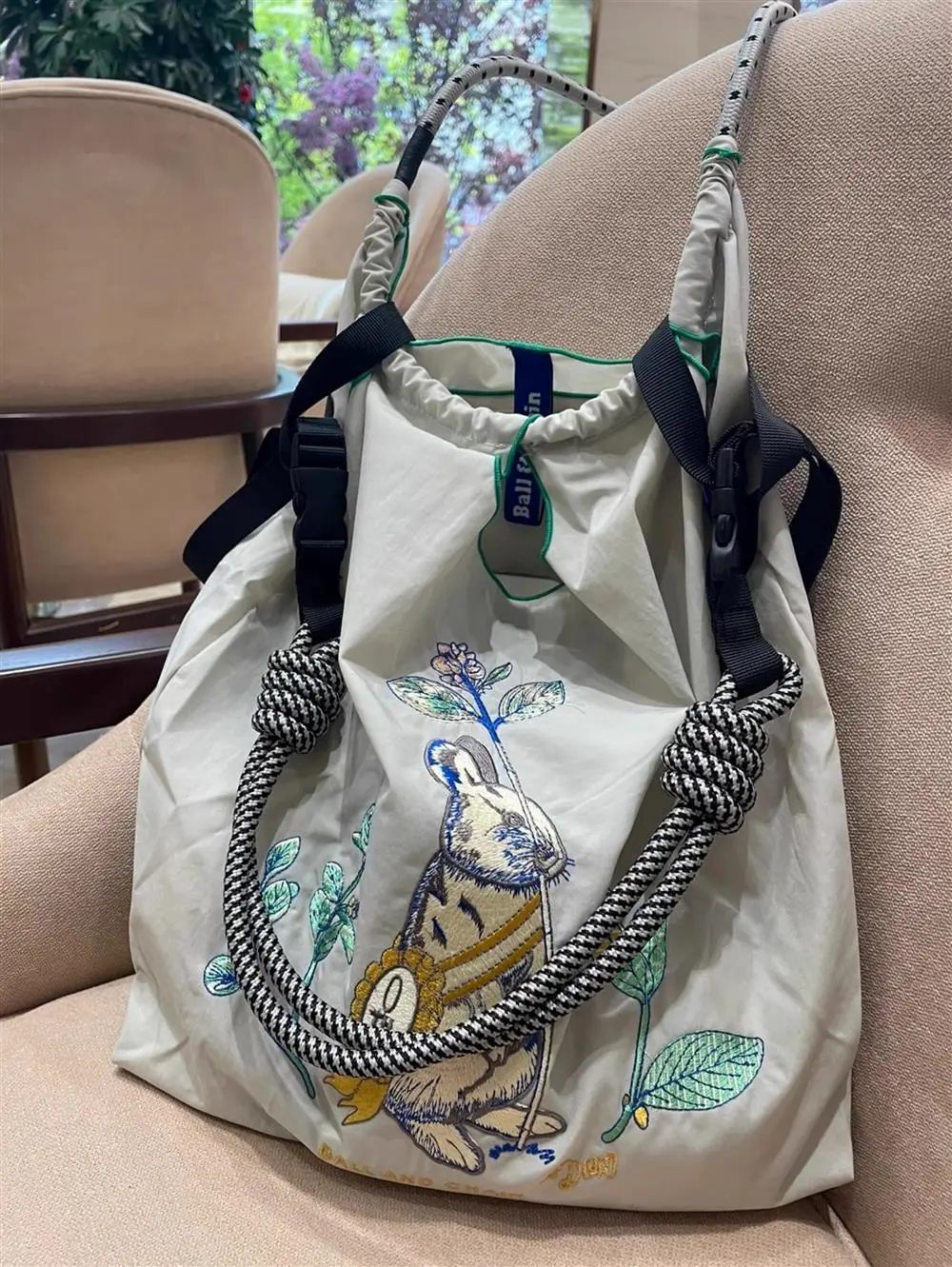 Cute Rabbit Embroidered Crossbody Bag Women Large Capacity — feature 12