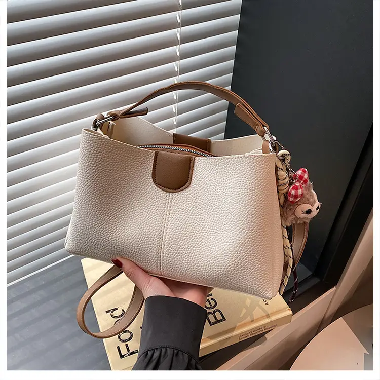 Women's 2025 Spring Shoulder Bags with Doll Decor — feature 11
