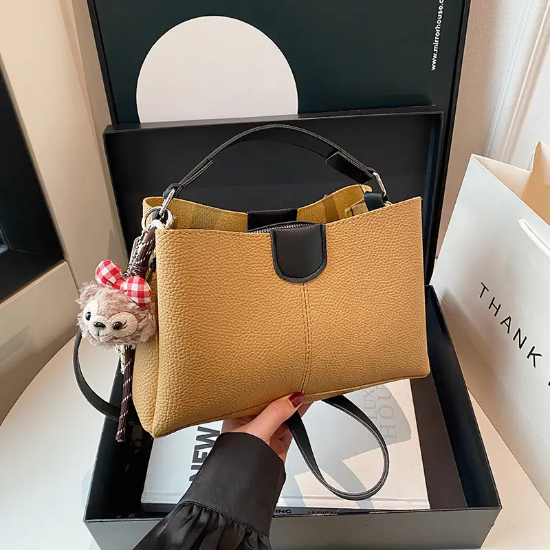 Women's 2025 Spring Shoulder Bags with Doll Decor - Image 3