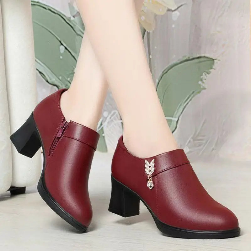 Soft Leather Zipper New Women's Leather Shoes Thick Heel Explosive Deep Mouth Simple Women's Shoes Western Style Low-top Rhinestone Round-toe Leather Shoes - Image 6