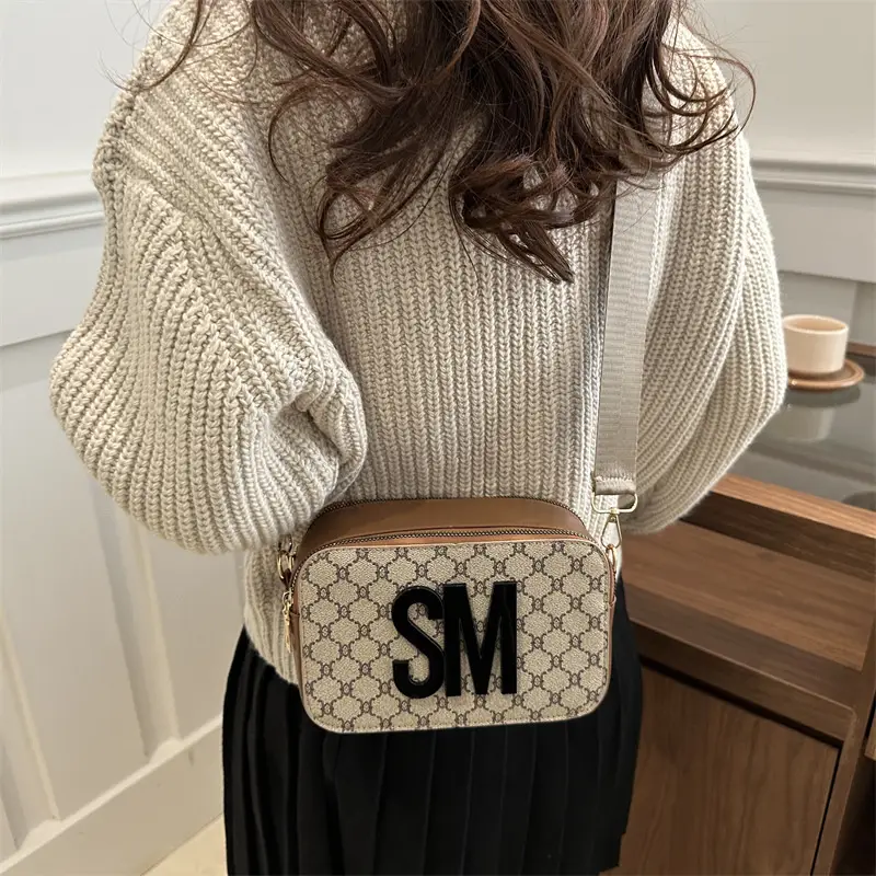 Spring Simple Women's Letter Print Crossbody Bag - Image 6