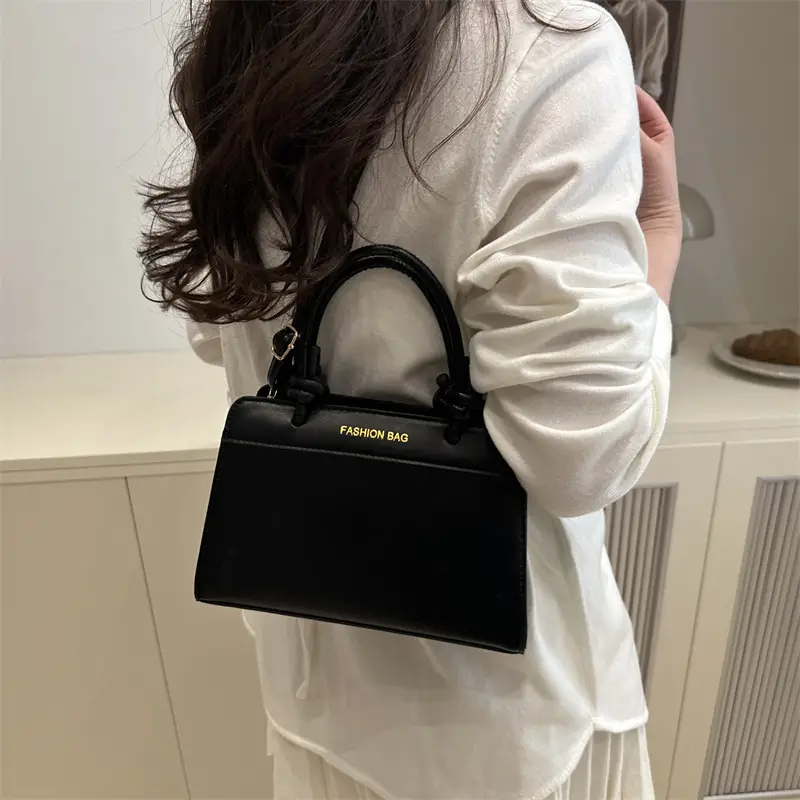 Korean Style Leather Shoulder Bag Large Capacity 2025 - Image 6