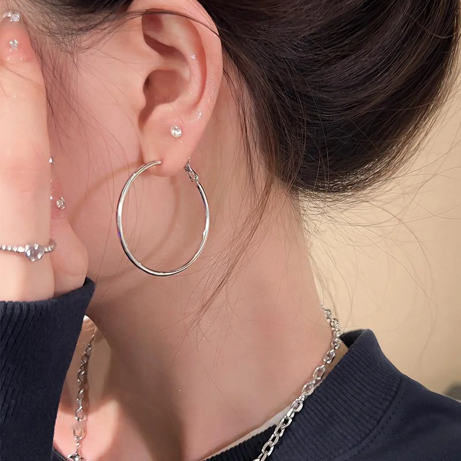 Plain Silver Bangle Earrings for Women High End Luxury - Image 3
