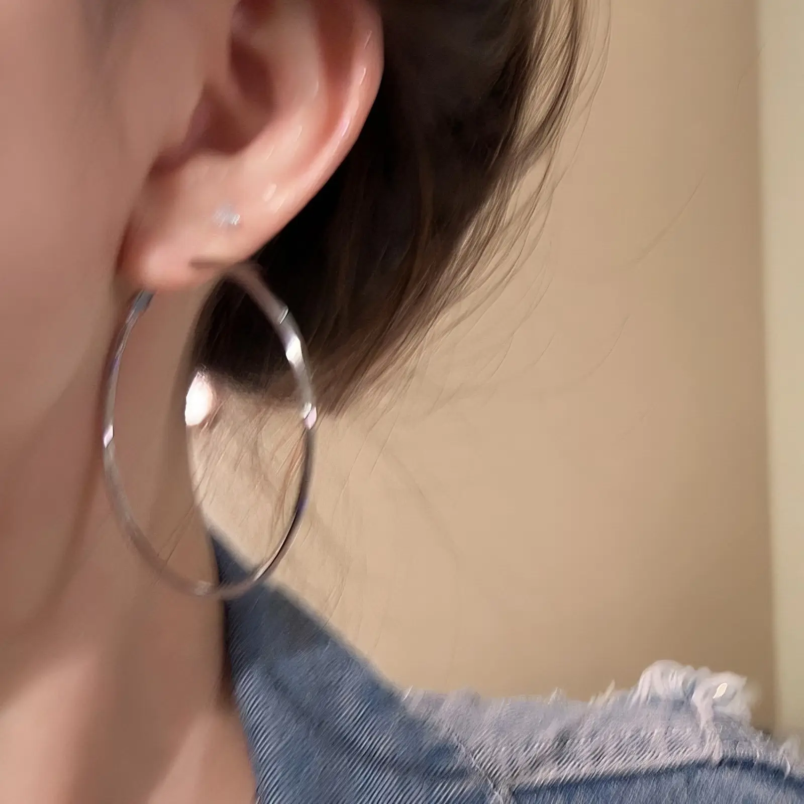 Plain Silver Bangle Earrings for Women High End Luxury - Image 4
