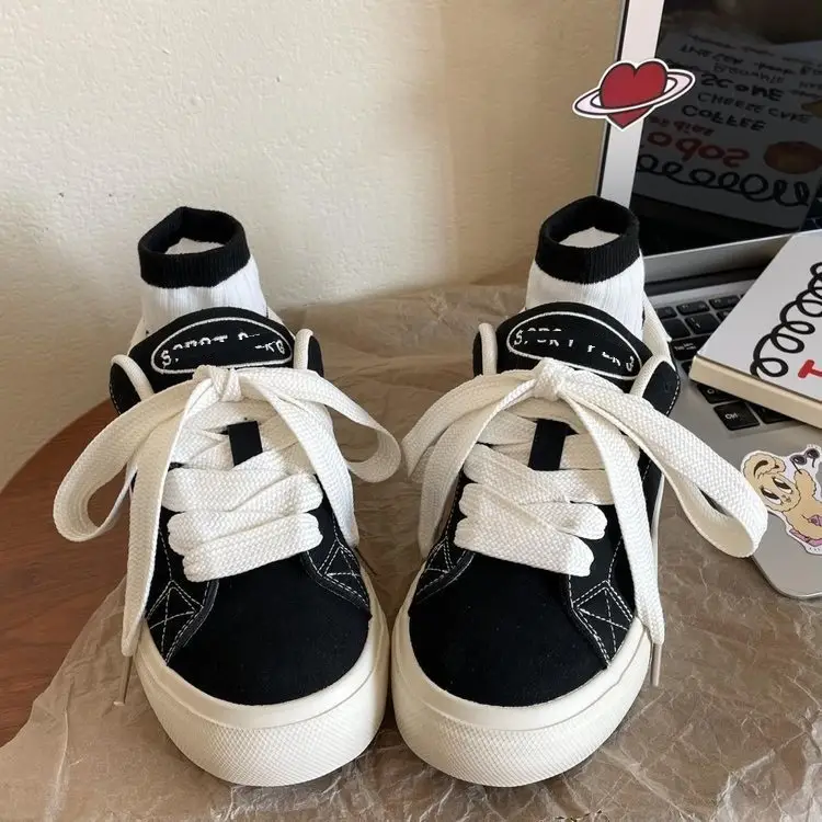 Red Casual High-Top Student Shoes 2025 — feature 5