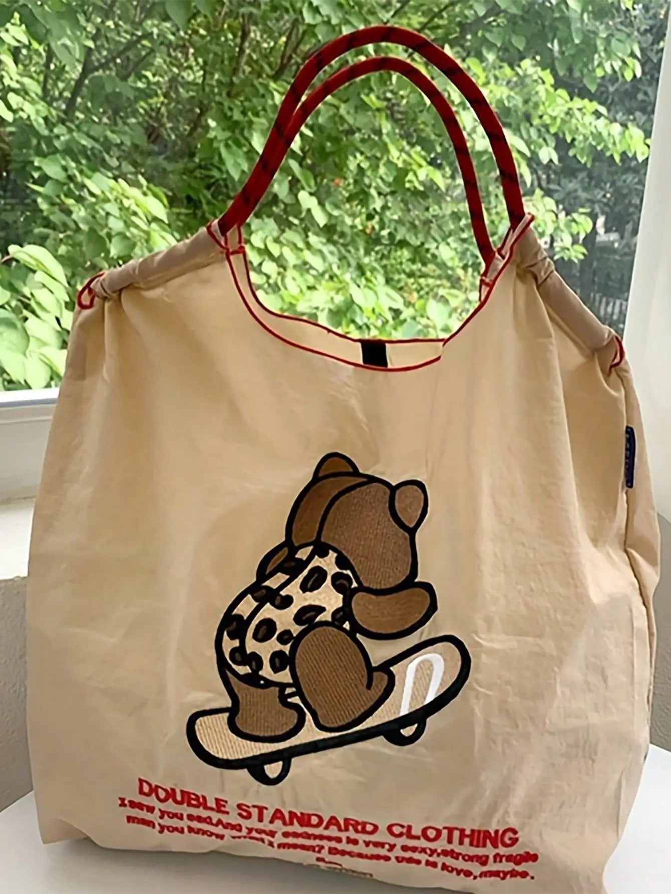 Japanese Cat Embroidered Red Tote Bag - Image 10