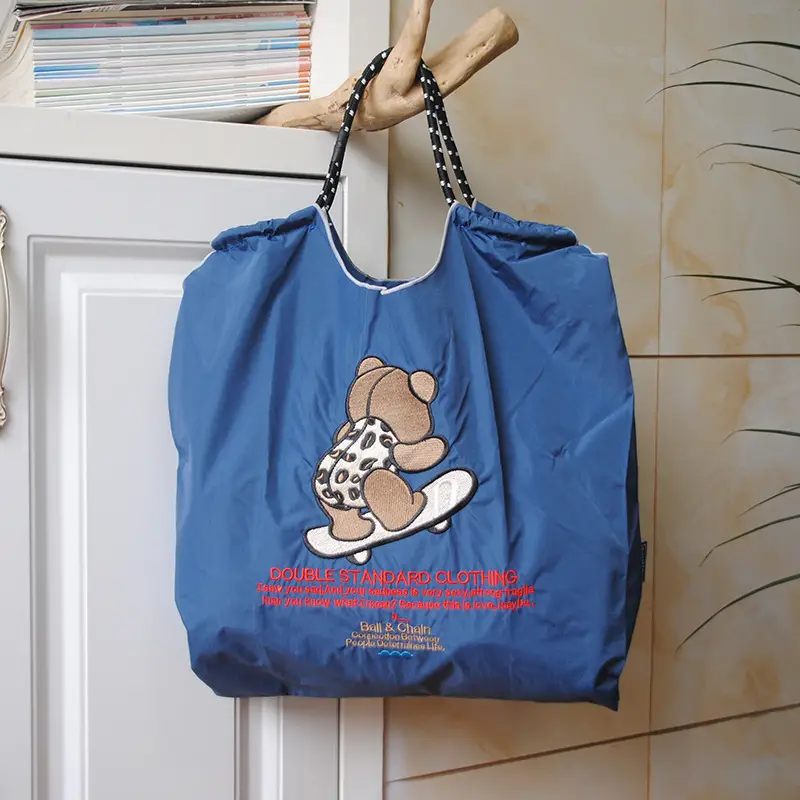 Japanese Cat Embroidered Red Tote Bag - Image 8