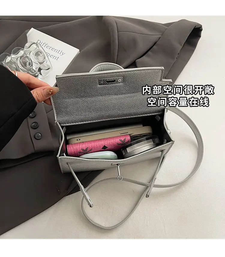 Textured Lock Handbag Women Beige Silver 2025 — feature 10