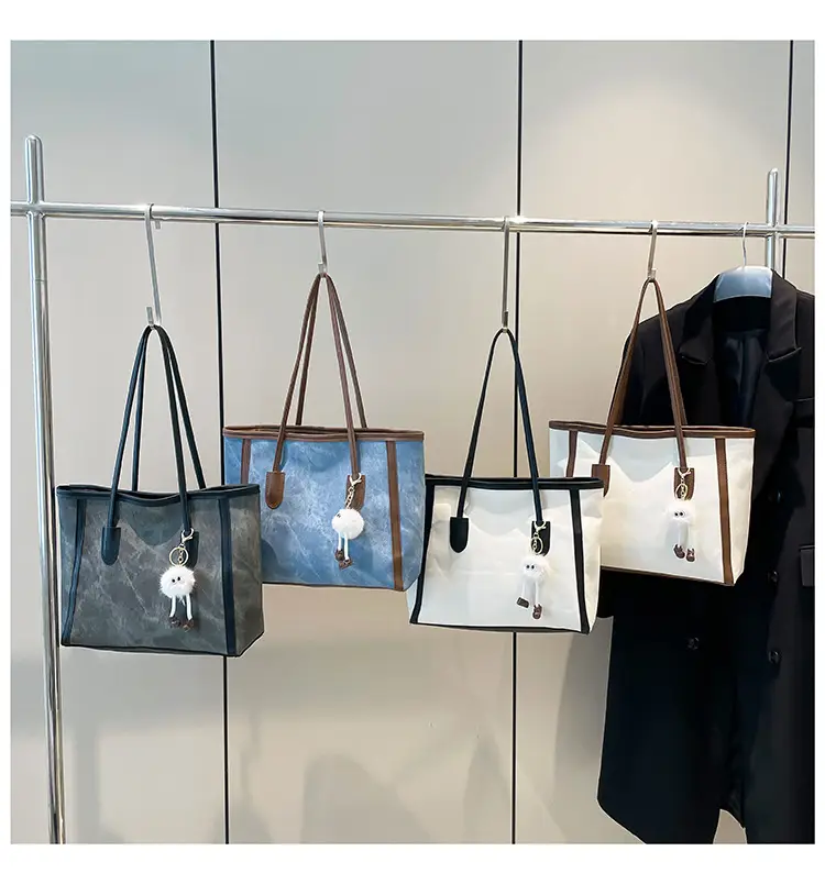 Retro Women's Shoulder Bag with Sheep Design 2025 — feature 16