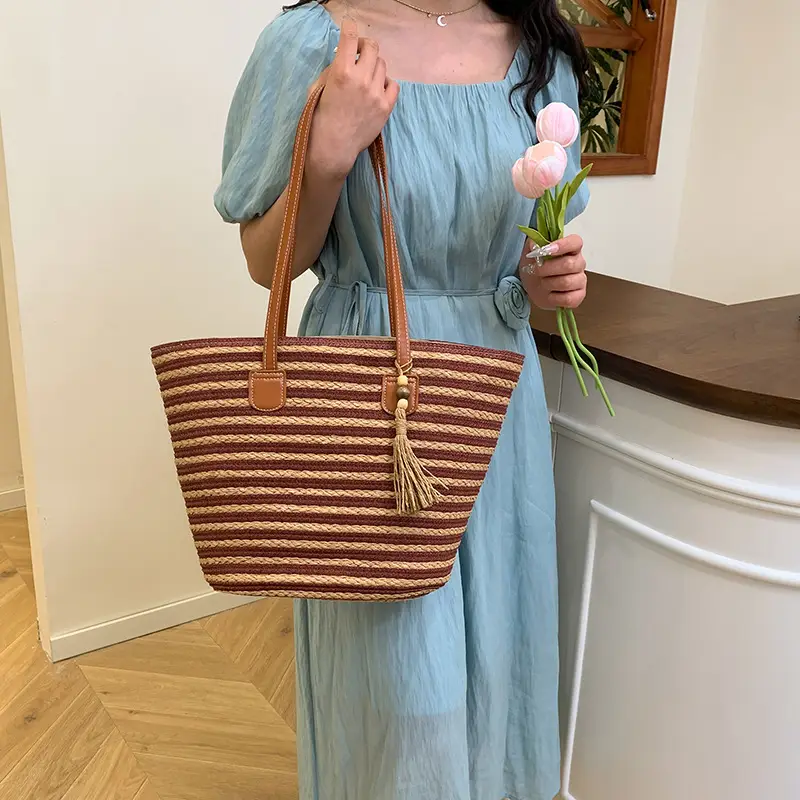 Women's Woven Shoulder Bag Large Capacity Summer Beach Bag - Image 8