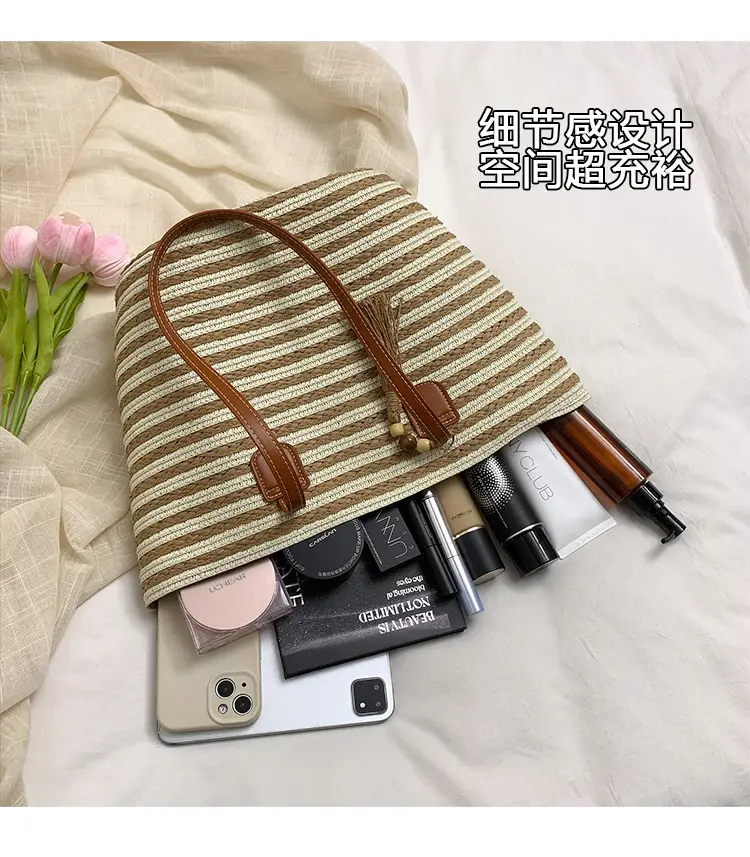 Women's Woven Shoulder Bag Large Capacity Summer Beach Bag — feature 7