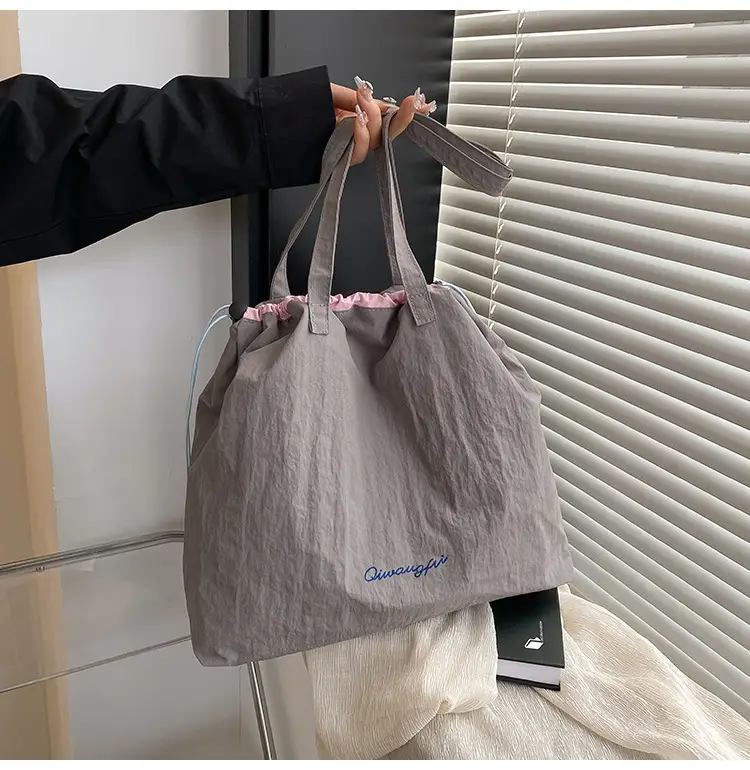 Korean Style Women's Shoulder Tote Bag 2025 Nylon Light Grey — feature 19