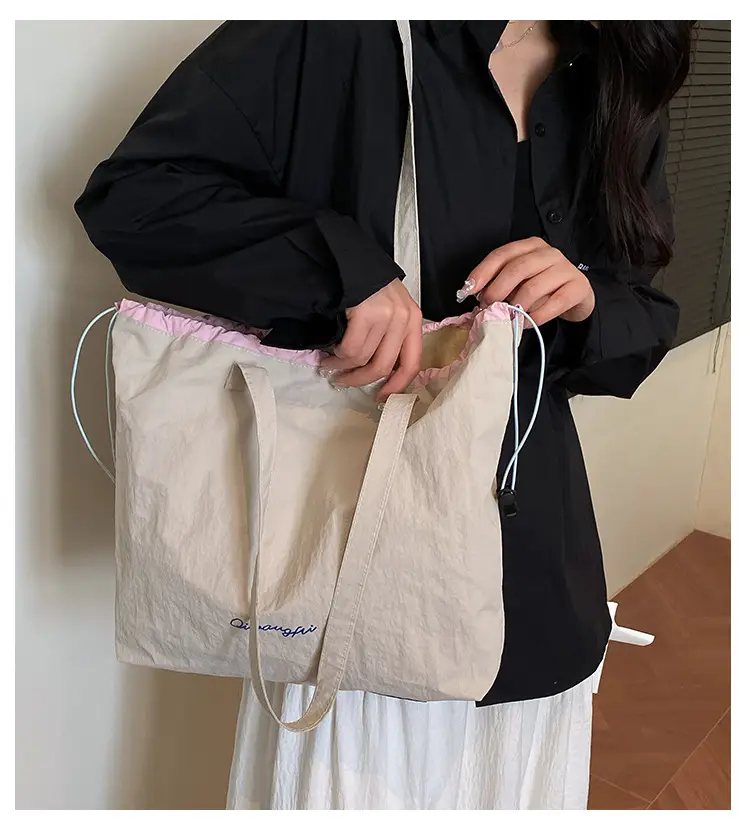 Korean Style Women's Shoulder Tote Bag 2025 Nylon Light Grey — feature 2