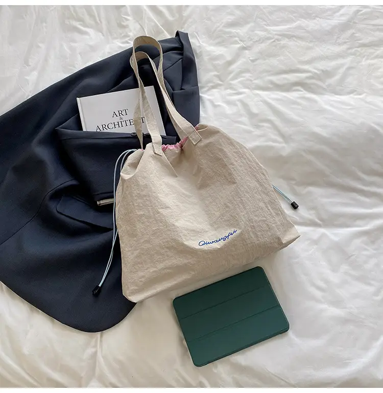 Korean Style Women's Shoulder Tote Bag 2025 Nylon Light Grey — feature 9