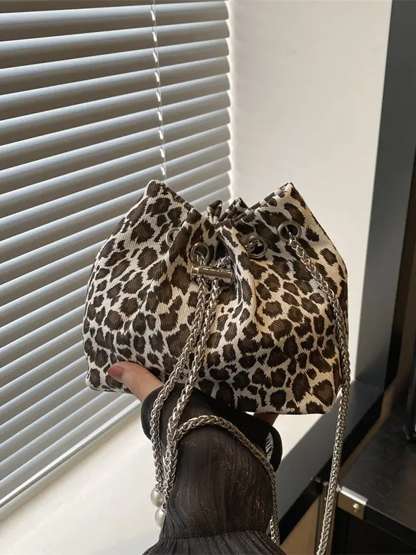 Leopard Print Chain Crossbody Bag Women 2025
