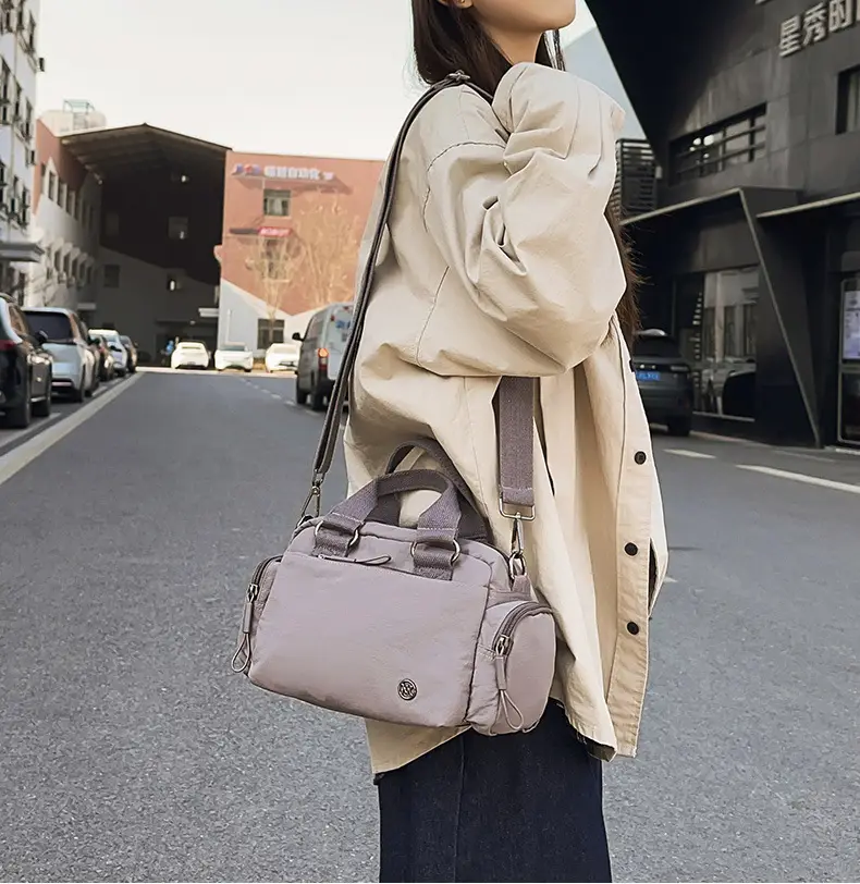 2026 Japanese Style Women's Nylon Crossbody Bag — feature 15