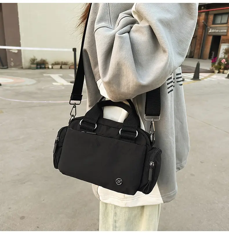 2026 Japanese Style Women's Nylon Crossbody Bag — feature 21