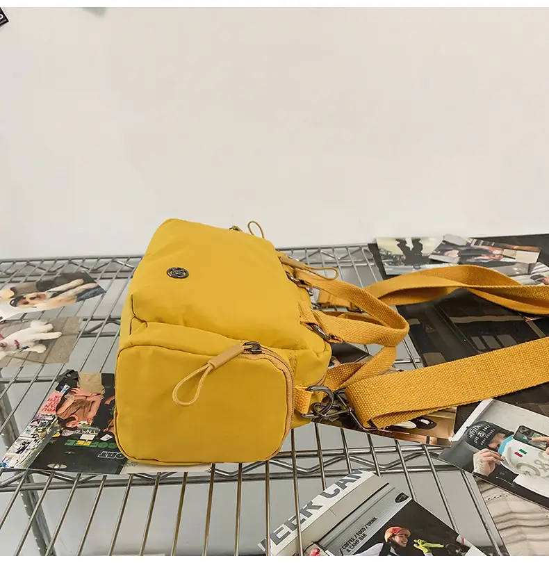 2026 Japanese Style Women's Nylon Crossbody Bag — feature 38