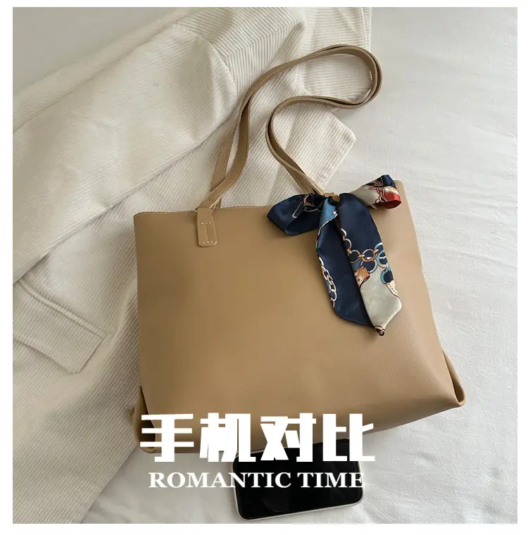 Beige Retro Shoulder Bag for Women Large Capacity — feature 5