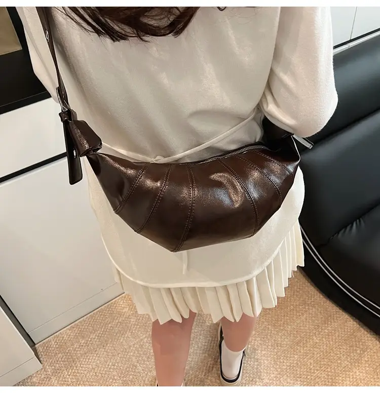Women's Brown Leather Shoulder Crossbody Bag 2025 — feature 13