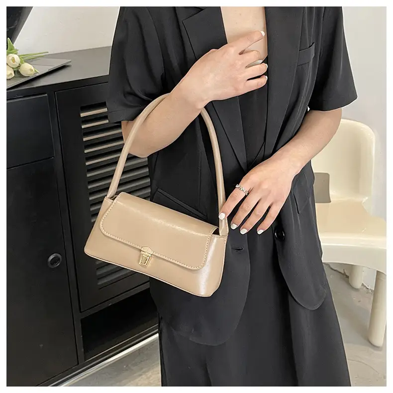 Women's Spring Baguette Shoulder Bag Beige Leather — feature 11