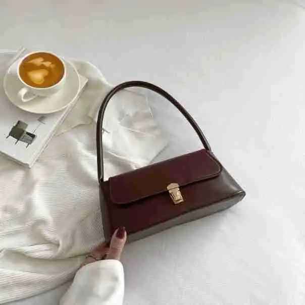 Women's Spring Baguette Shoulder Bag Beige Leather