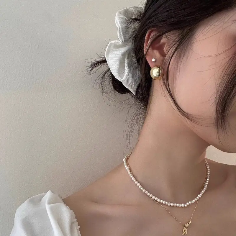Golden Square Ear Buckle Women's Earrings 2025 - Image 11