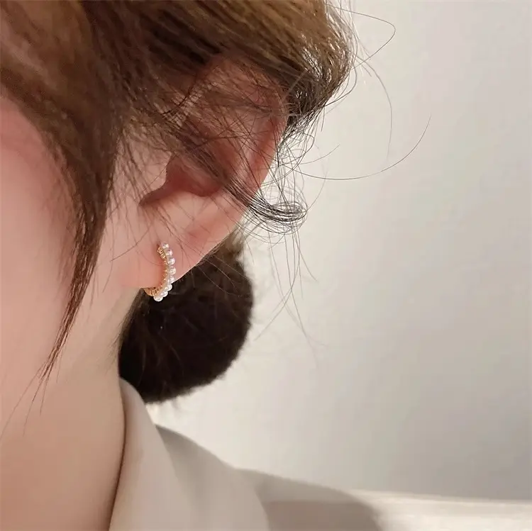 Golden Square Ear Buckle Women's Earrings 2025 - Image 7