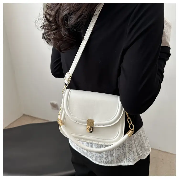 Vintage Brown Lock Shoulder Bag for Women 2025 — feature 14