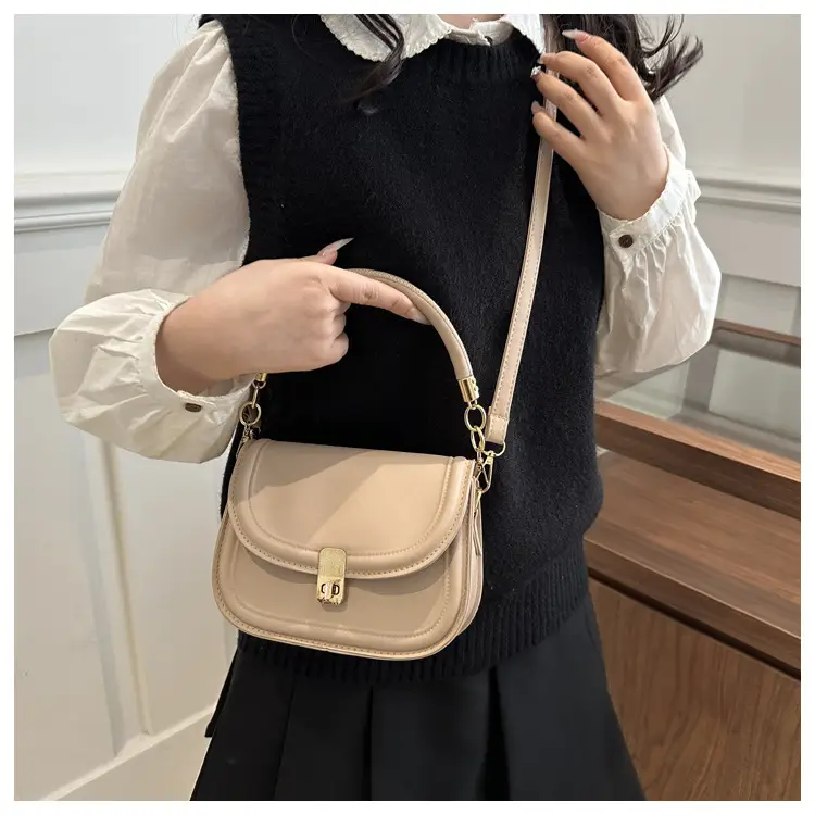 Vintage Brown Lock Shoulder Bag for Women 2025 — feature 16
