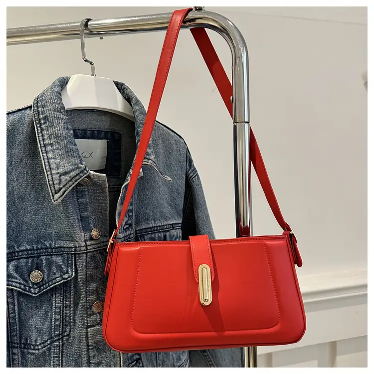 Red 2025 Retro Flip Bag for Women — feature 26