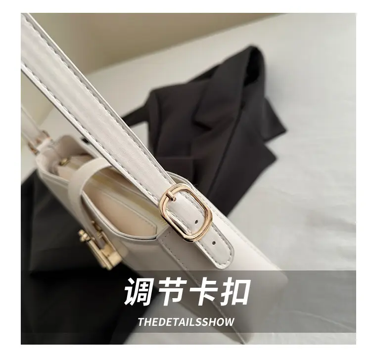 Red 2025 Retro Flip Bag for Women — feature 6