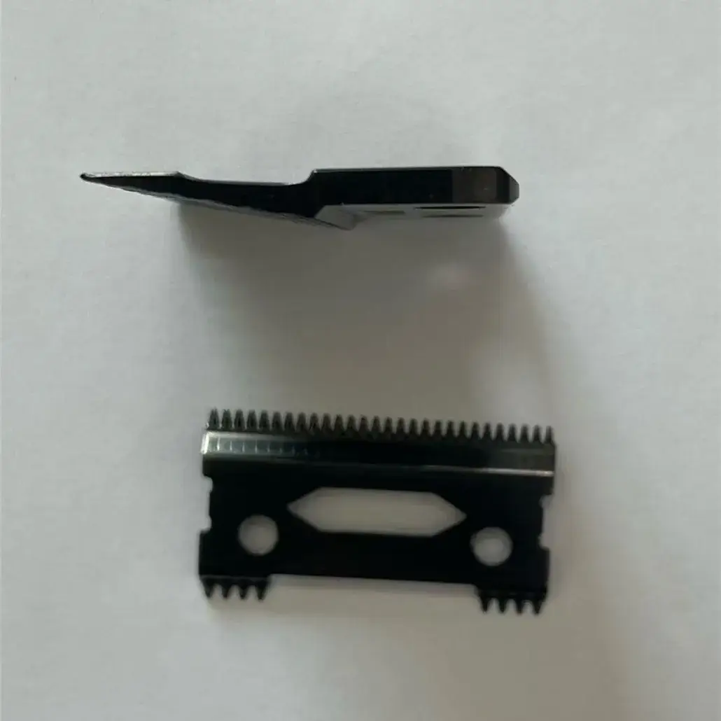 Electric Hair Clipper with DLC Blade & Universal Holder - Image 7